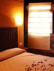 Selwo - Animal Park Tickets Included Hotell 3*